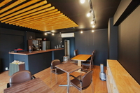 店内7